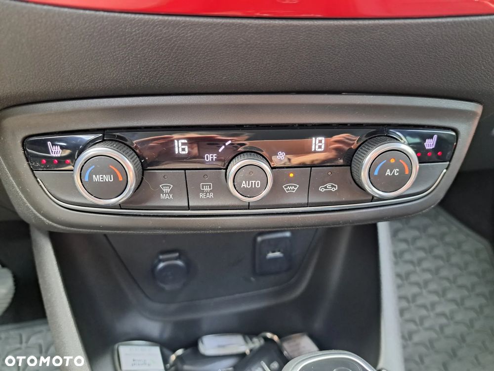 Opel Crossland X - 9