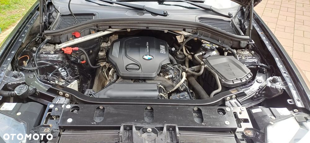 BMW X4 xDrive20d Advantage - 13
