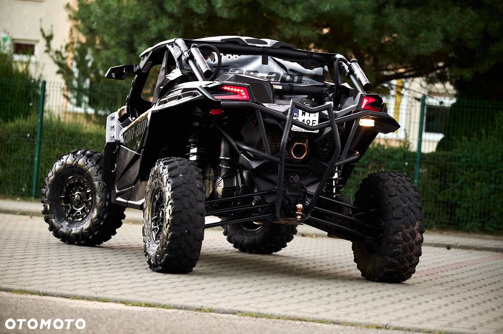Can-Am Maverick - 4