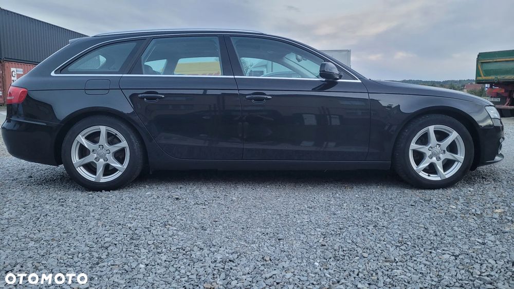 Audi A4 Avant 2.0 TDI DPF - 6