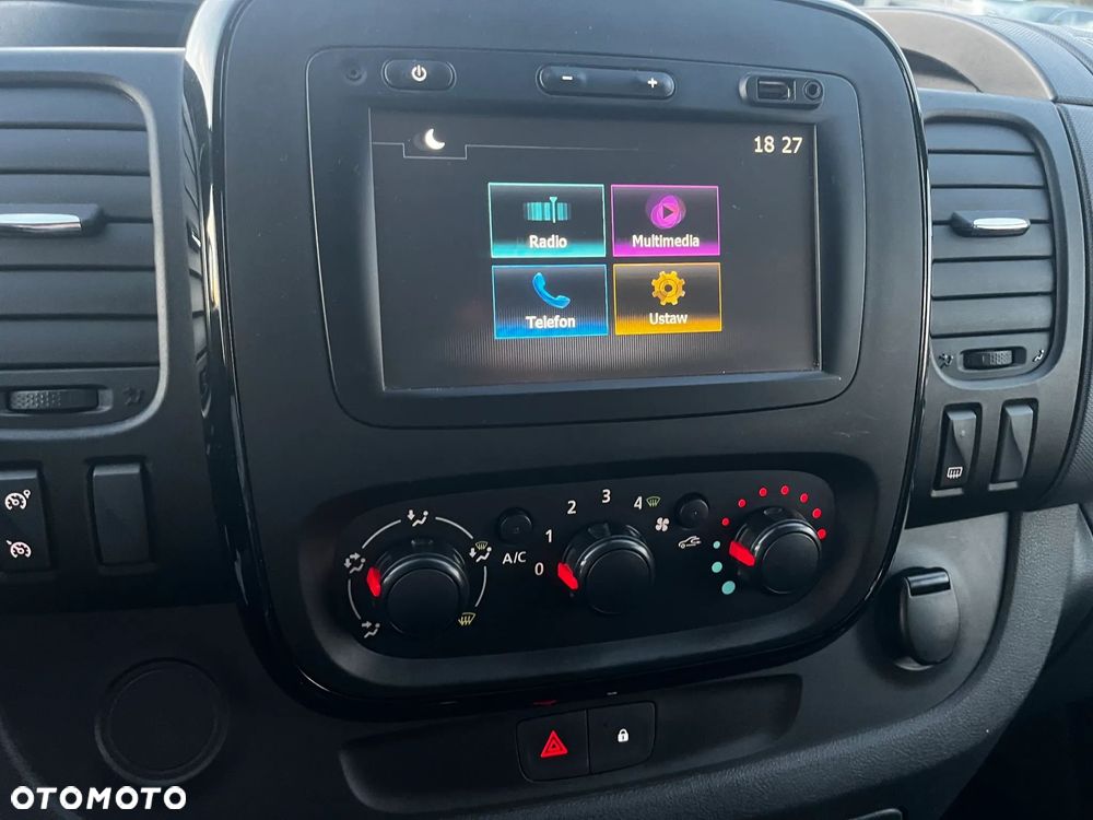 Opel Vivaro - 24