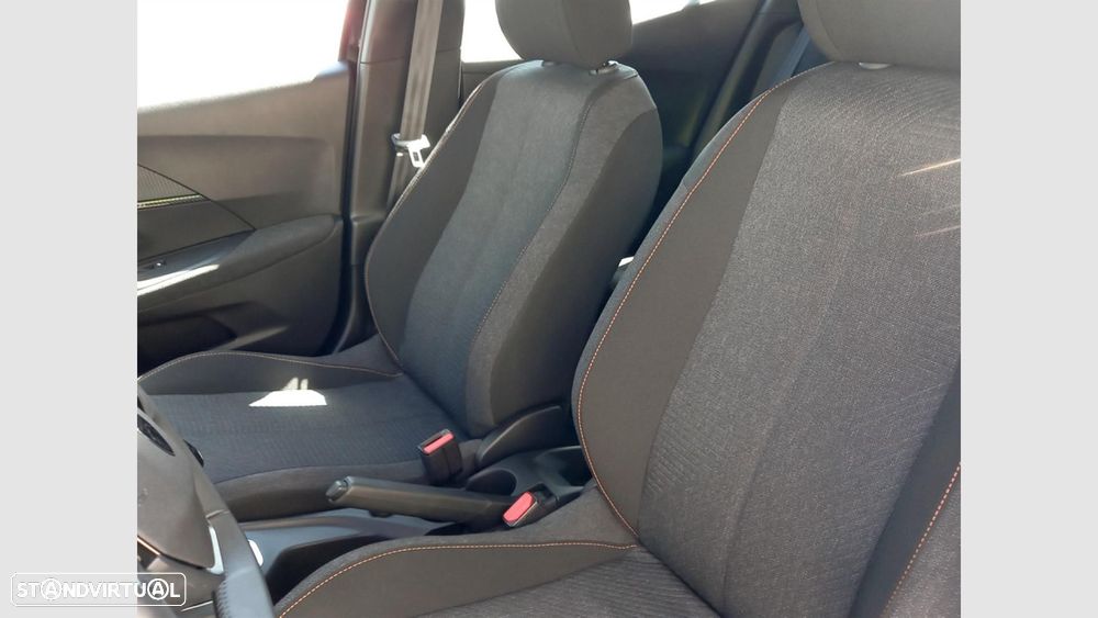 Peugeot 2008 1.2 Style - 13