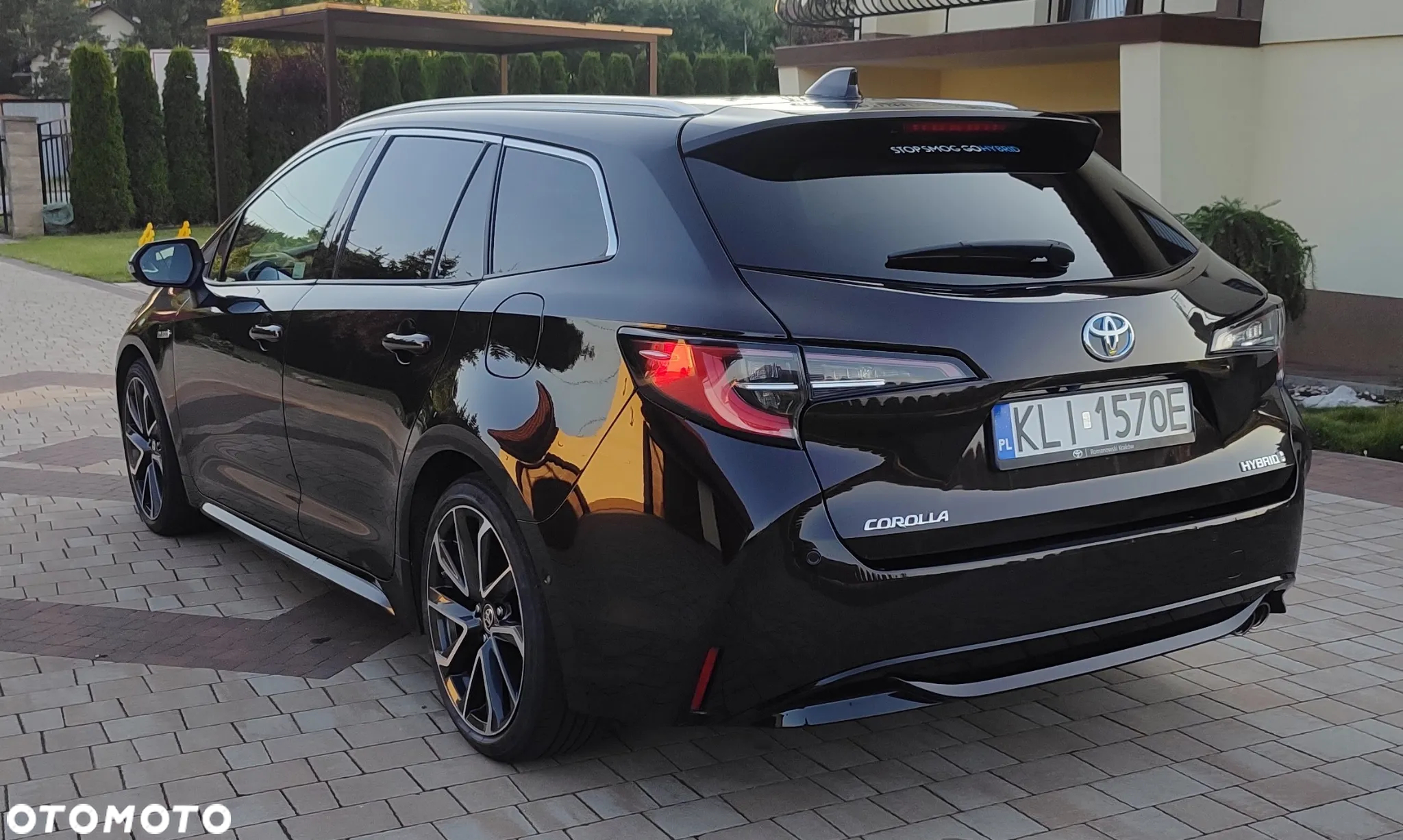 Toyota Corolla 2.0 Hybrid Executive - 5