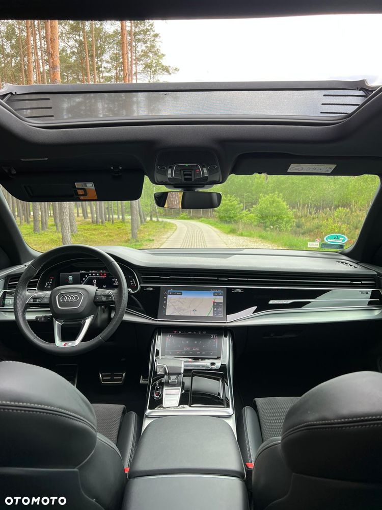 Audi SQ8 - 24