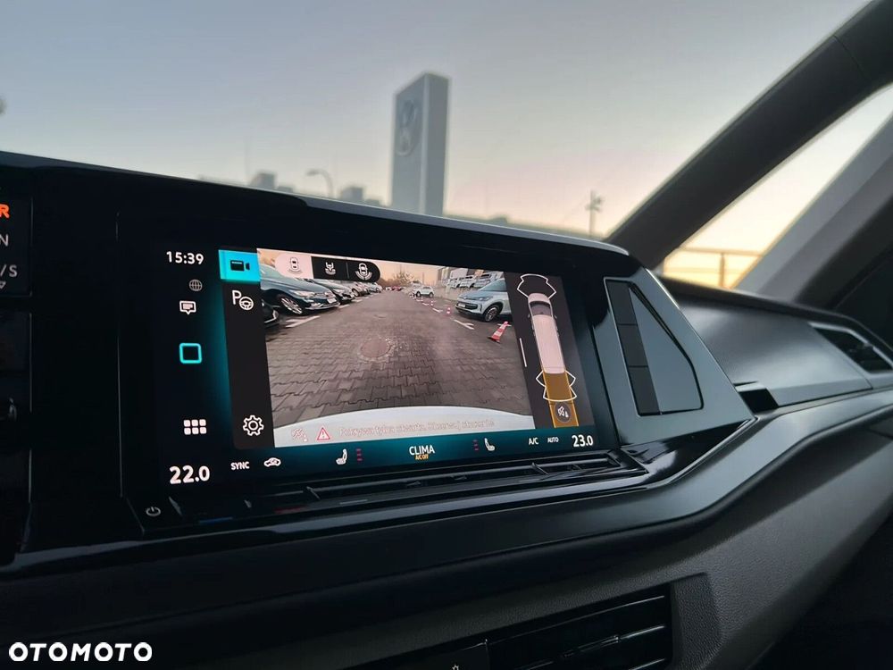 Volkswagen Multivan 2.0 TDI L2 Family DSG - 24