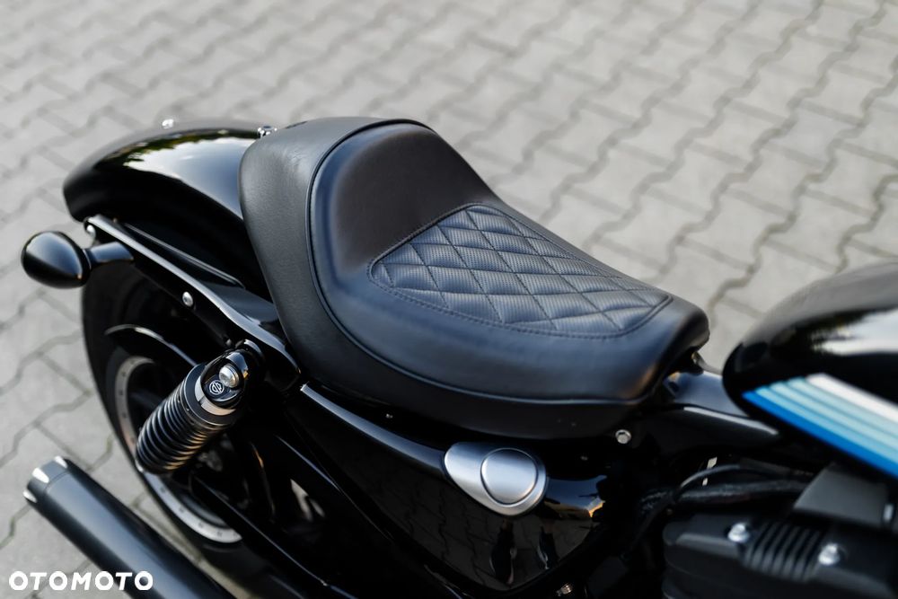 Harley-Davidson Sportster Iron 1200 - 19