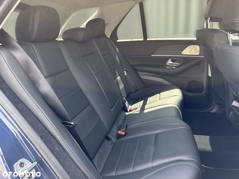 Mercedes-Benz GLE - 22