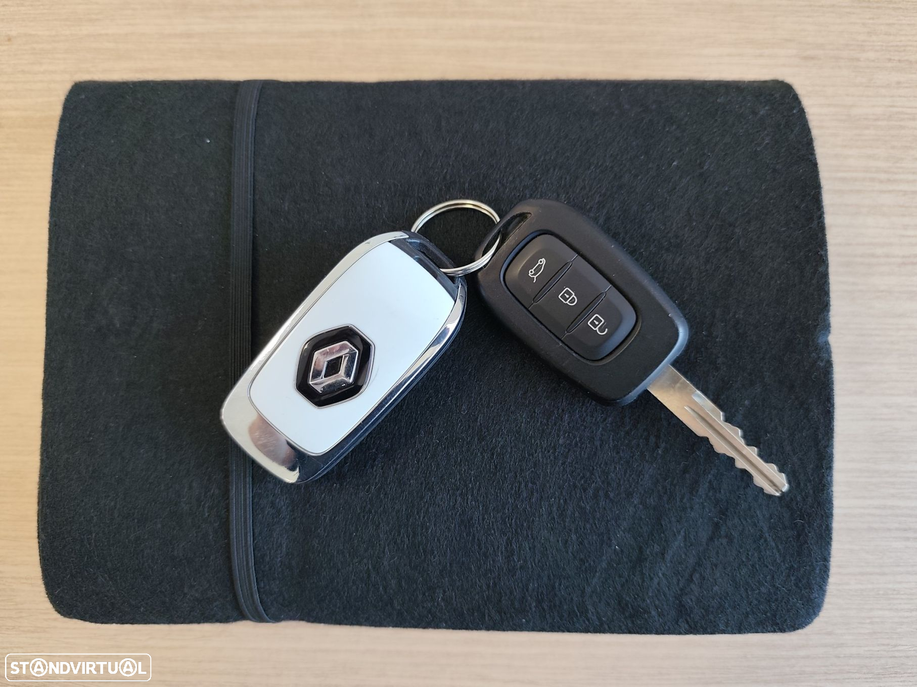 Renault Clio 1.5 Blue dCi Evolution - 33