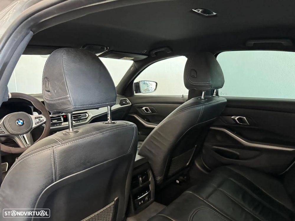 BMW 330 e Pack M Auto - 12