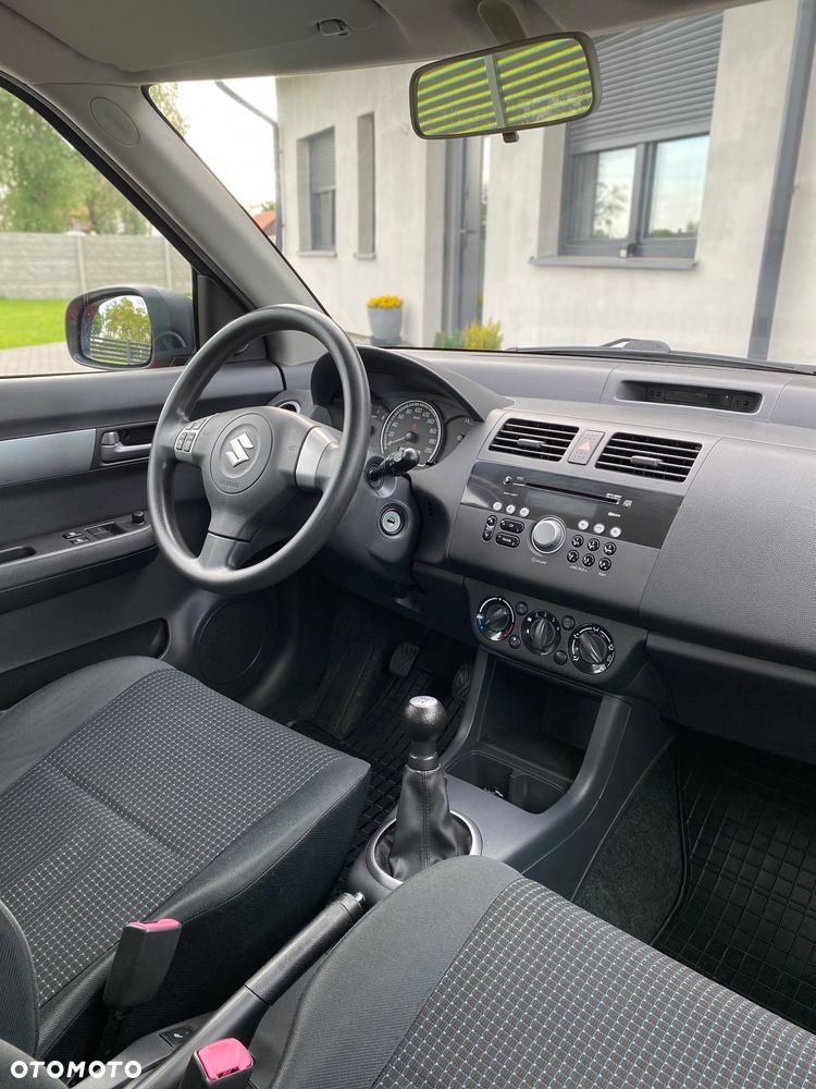 Suzuki Swift - 29