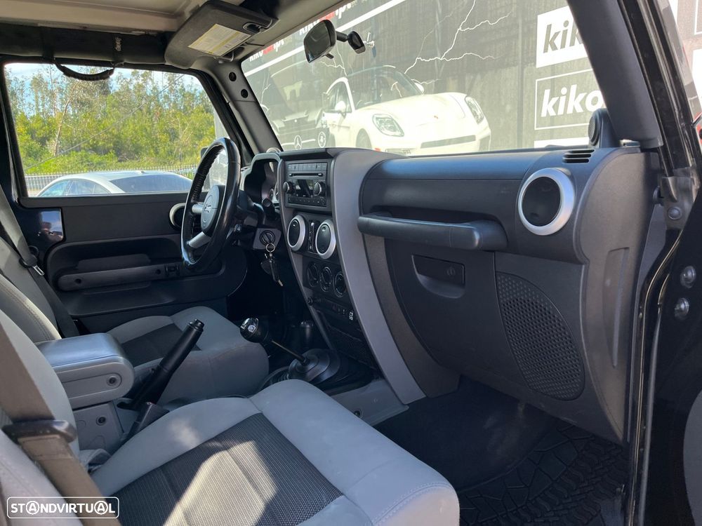 Jeep Wrangler Unlimited 2.8 CRD MTX Sahara - 31