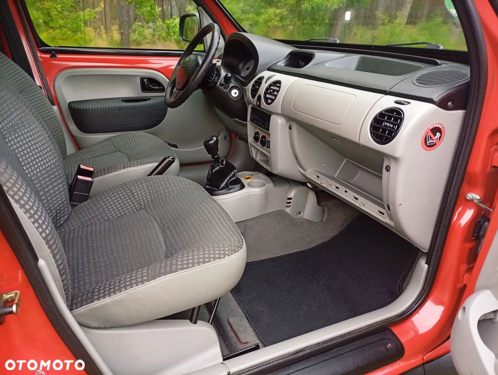 Renault Kangoo 1.6 8V 90 Happy Family - 13