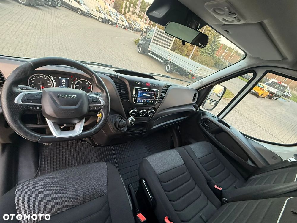 Iveco 35S16 3L  Kontener z Winda 8 EP Krajowy 4200x2200x2200 + drzwi boczne - 13