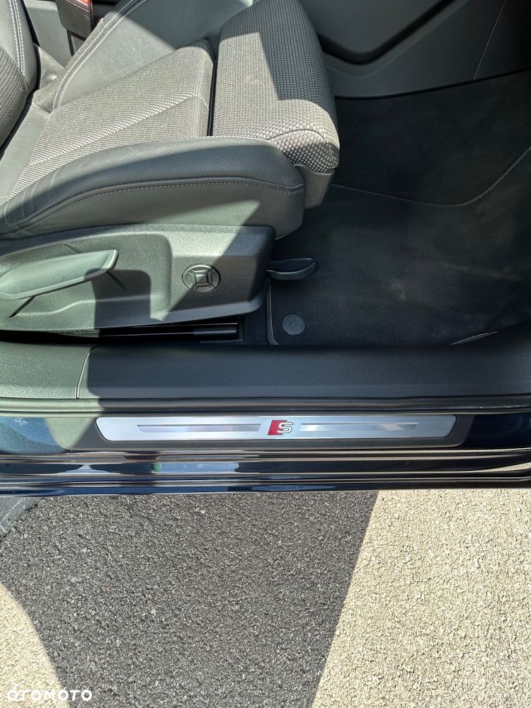 Audi A6 Avant 40 TDI S tronic S line - 28