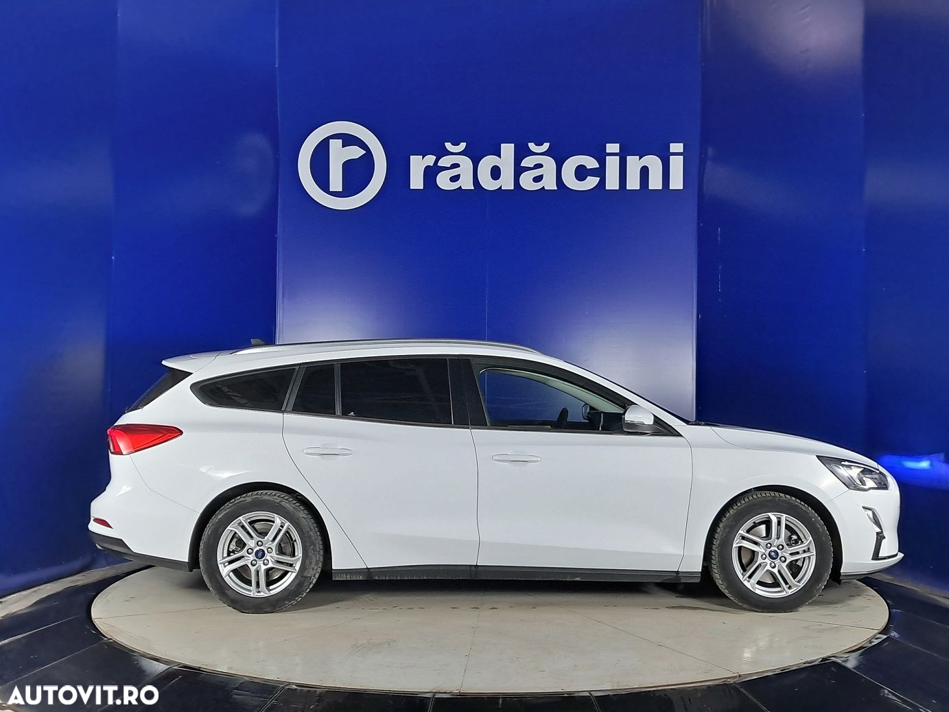 Ford Focus - 16