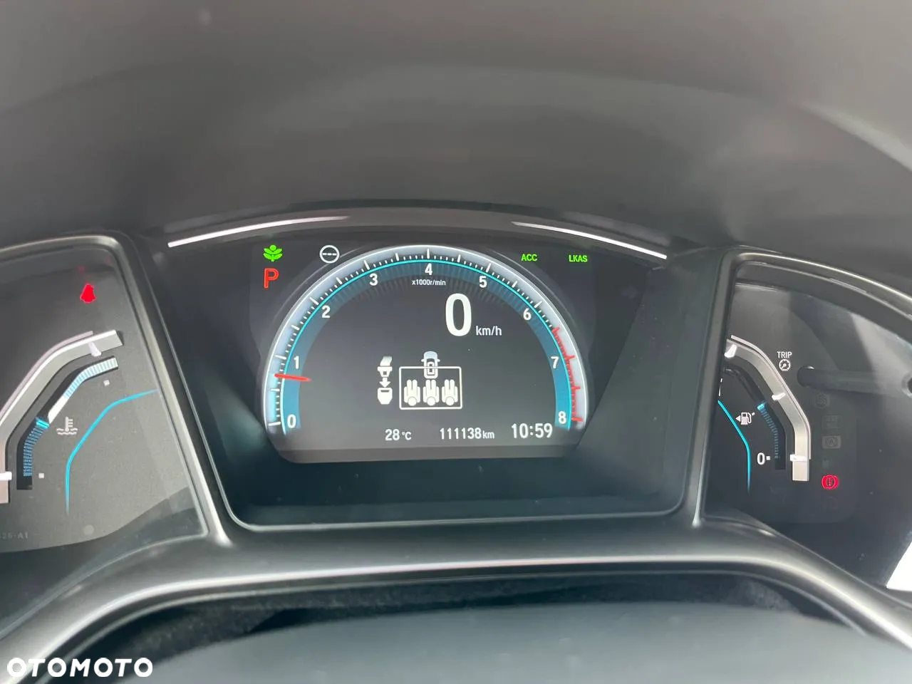 Honda Civic 1.5 i-VTEC Turbo CVT Prestige - 10