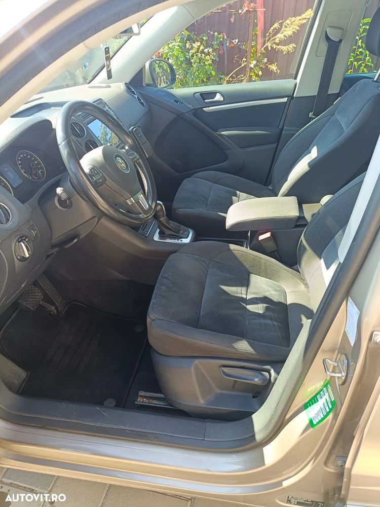 Volkswagen Tiguan - 9