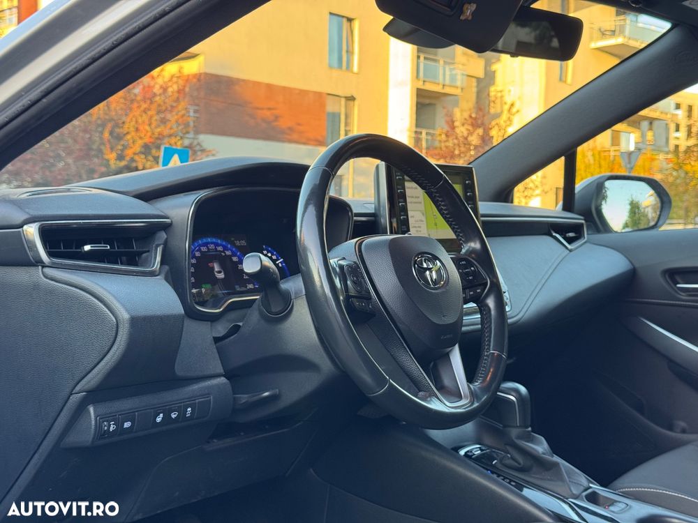Toyota Corolla 1.8 HSD Exclusive - 8