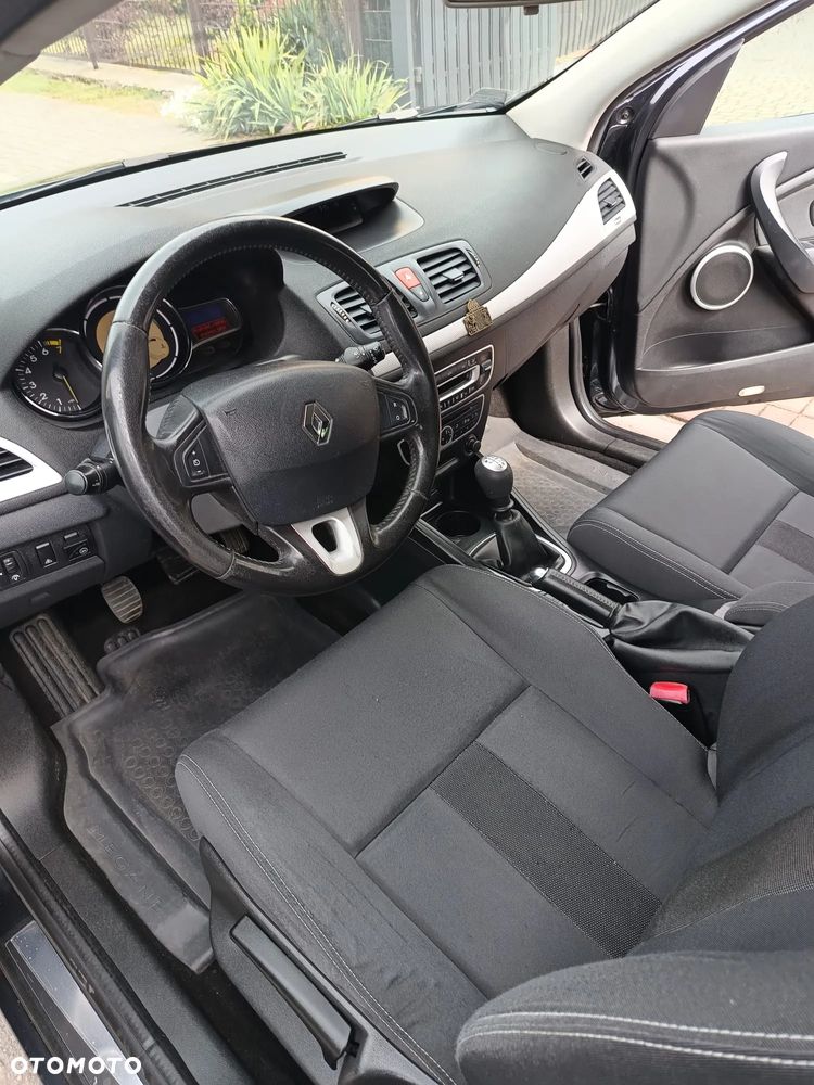 Renault Megane 1.6 16V Expression - 11