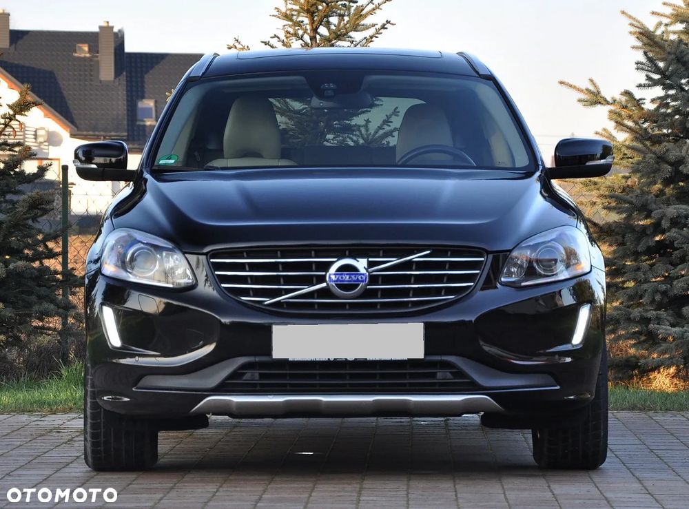 Volvo XC 60 D4 AWD Summum - 4