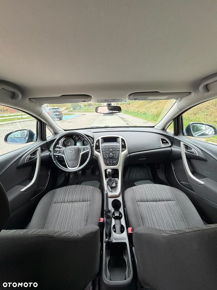 Opel Astra 1.4 Turbo - 9