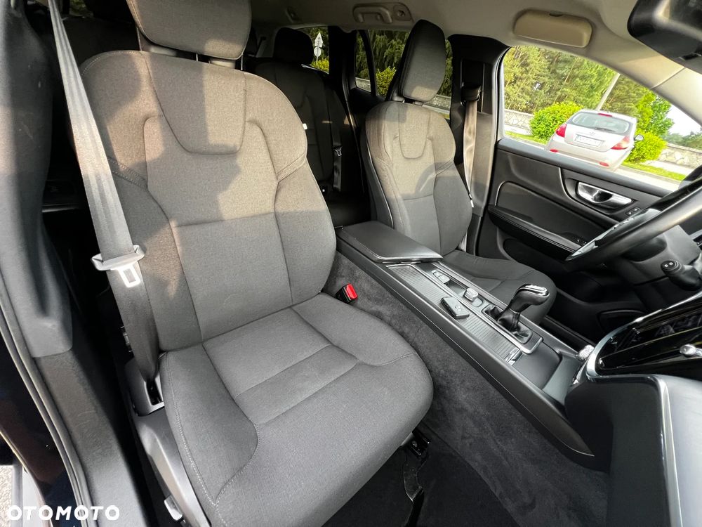 Volvo V60 D3 Momentum - 19