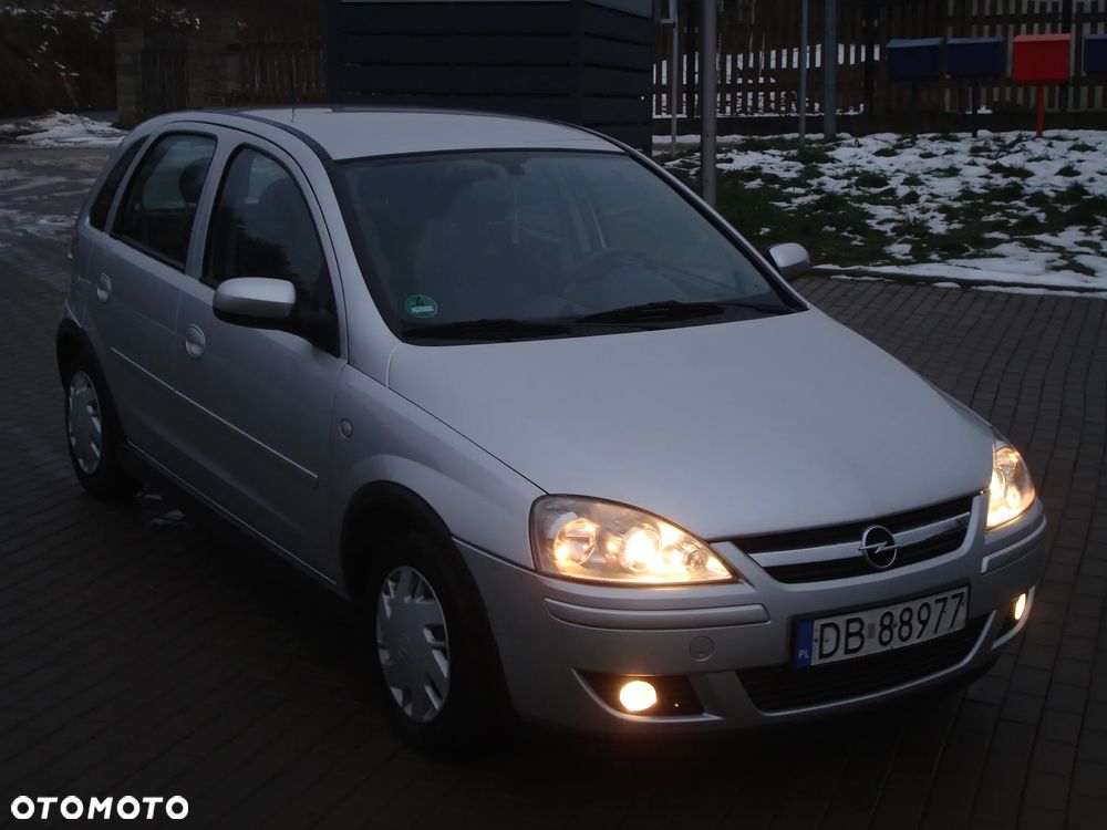 Opel Corsa 1.2 16V NJoy - 8