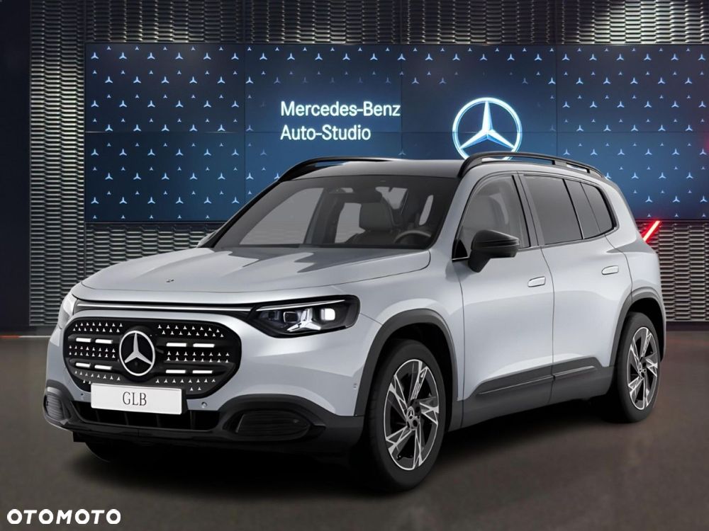 Mercedes-Benz GLB - 4