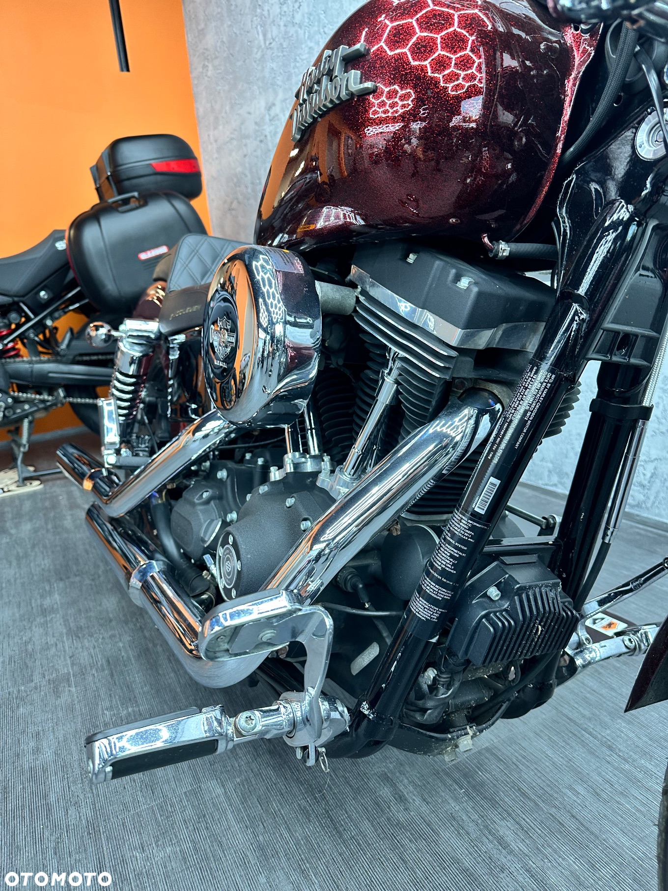 Harley-Davidson Dyna Street Bob - 7