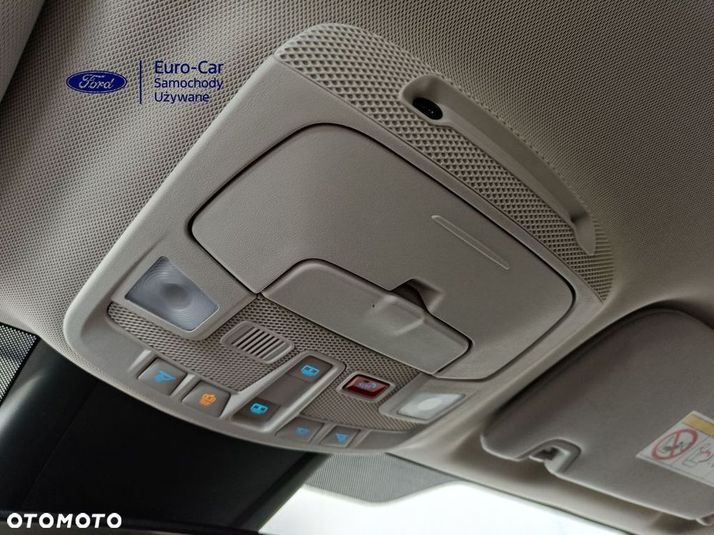 Ford S-Max 2.5 Duratec FHEV TITANIUM - 27