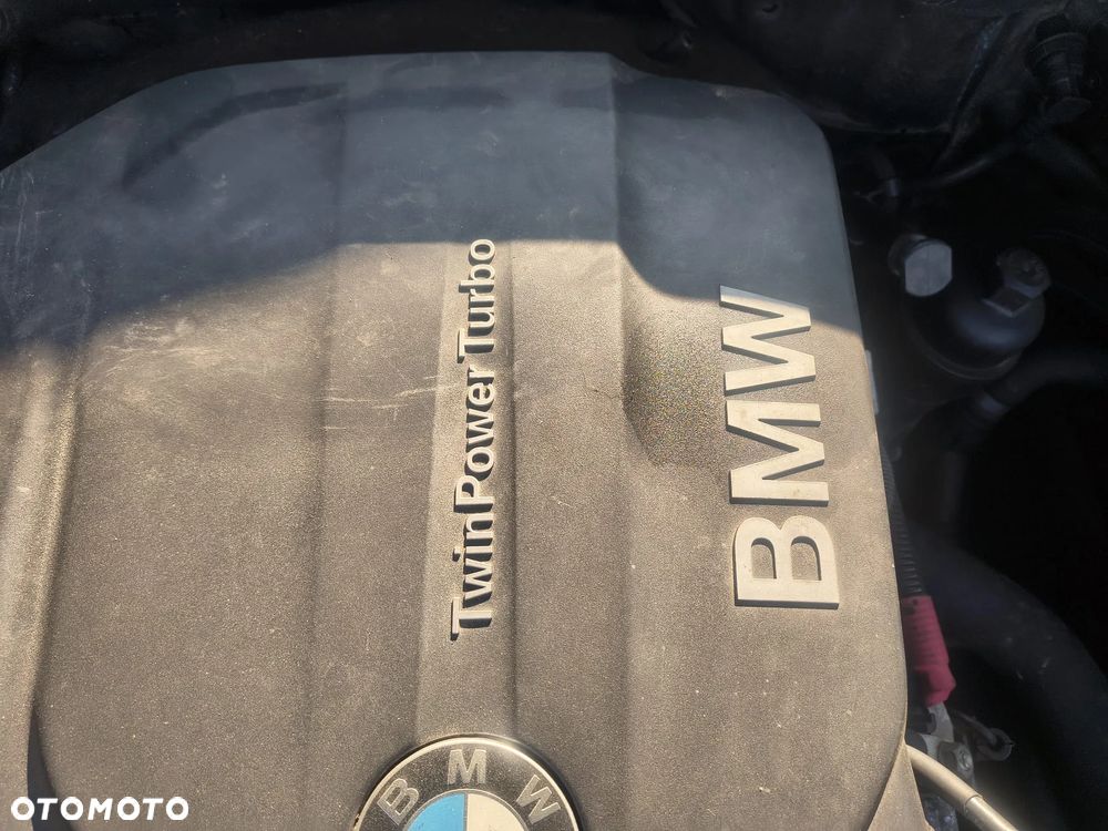 BMW Seria 5 520d M Sport - 17