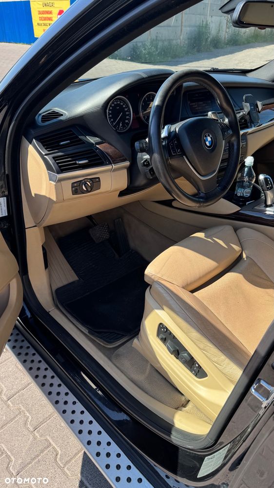 BMW X6 50i xDrive - 6