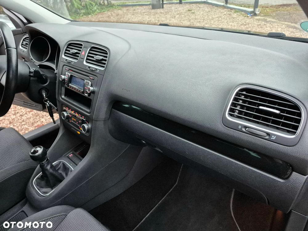 Volkswagen Golf 1.6 Edition - 24