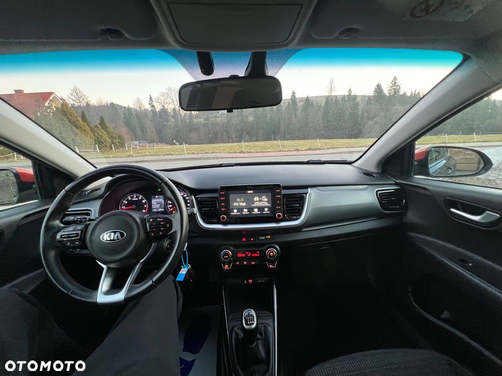 Kia Stonic 1.4 L - 12