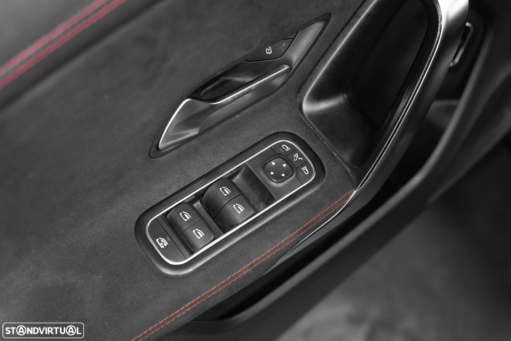 Mercedes-Benz CLA 250 e AMG Line - 29