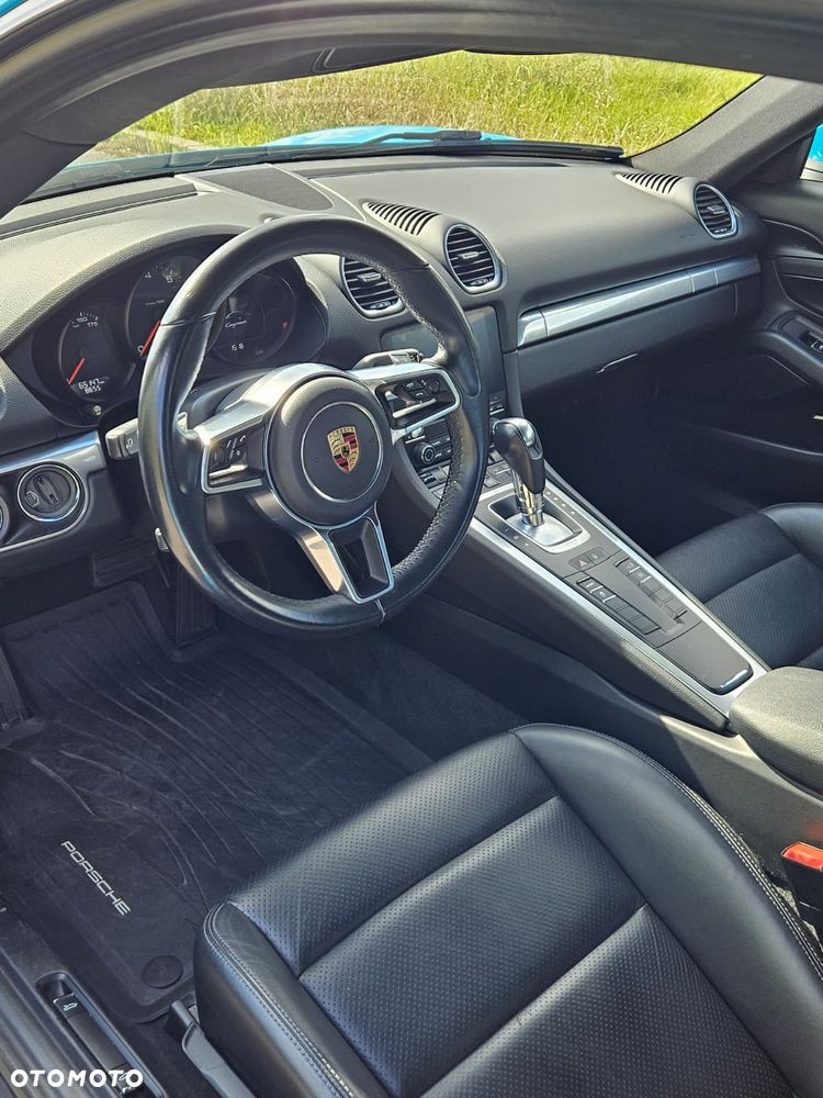 Porsche 718 Cayman - 15