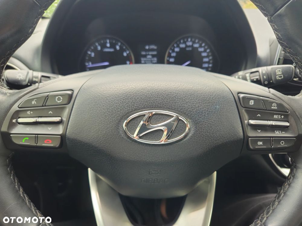 Hyundai i30 1.4 Classic + - 10