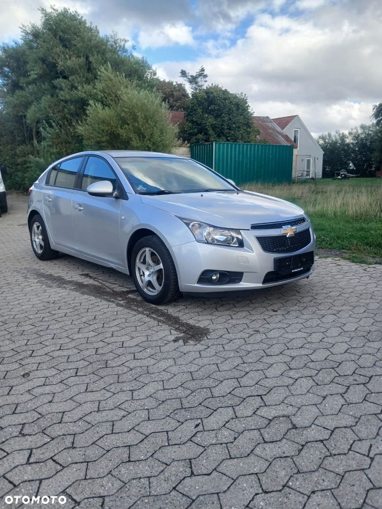 Chevrolet Cruze 1.8 LS (klm) - 4