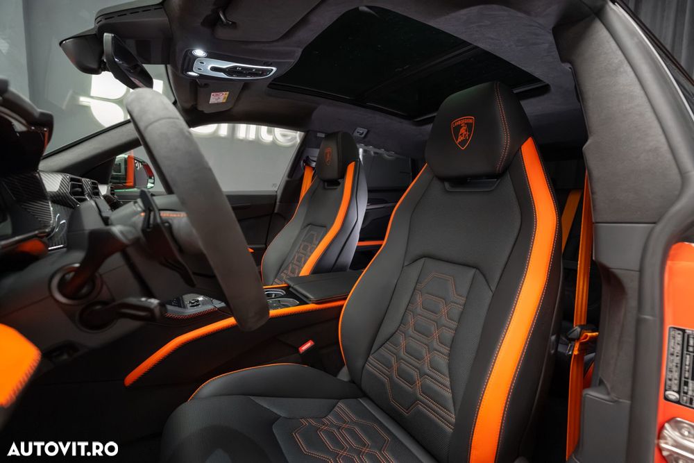 Lamborghini URUS - 27