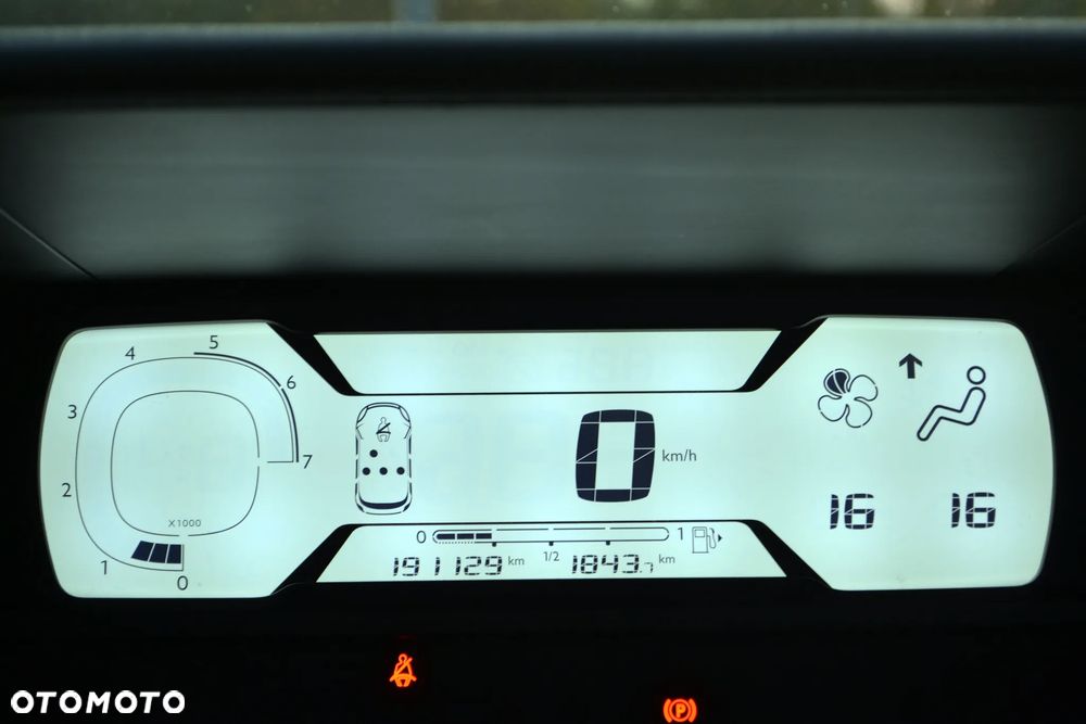 Citroën C4 Picasso - 30