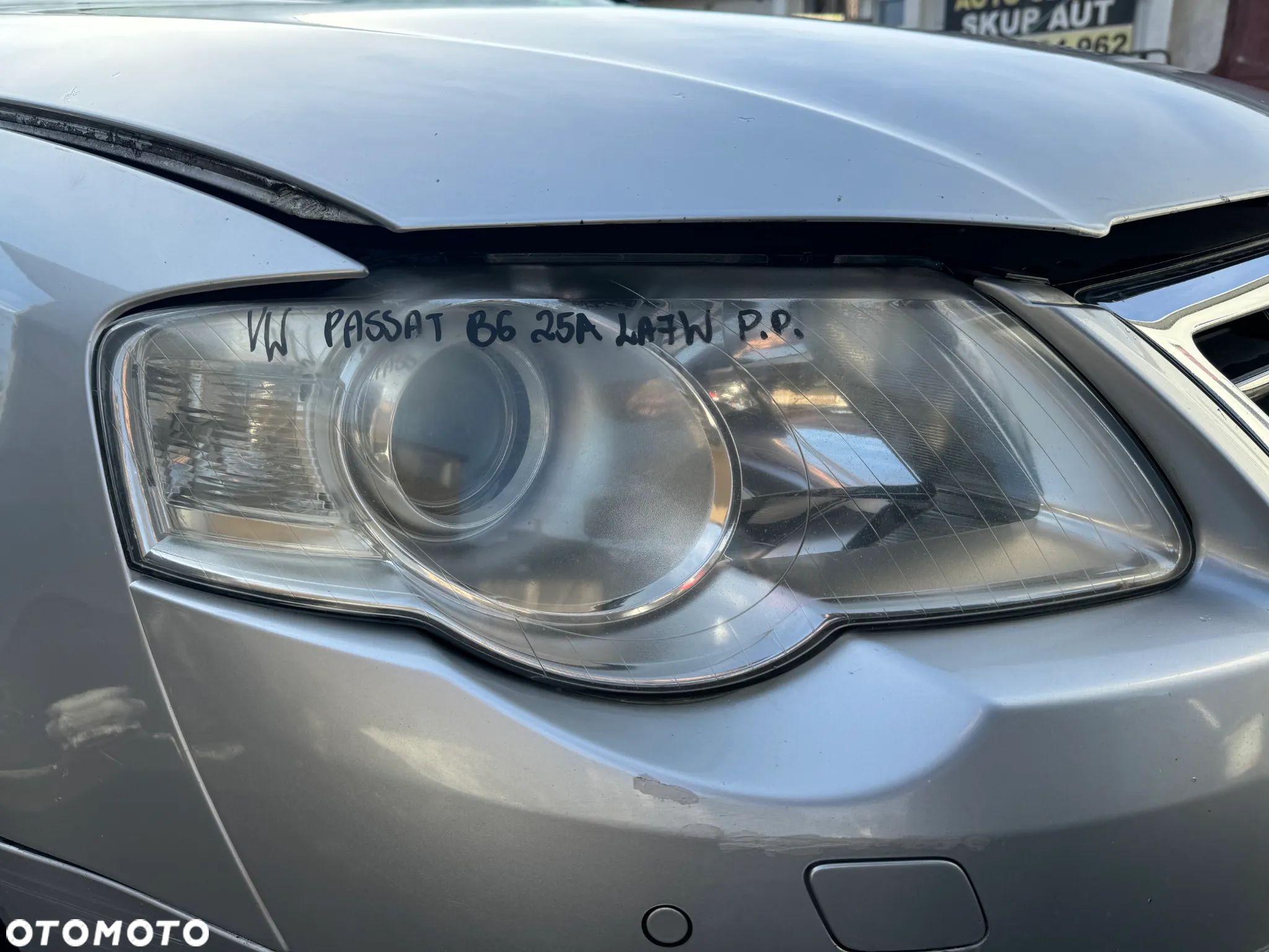 VW PASSAT B6 LAMPA PRAWA PRZEDNIA PRAWY PRZÓD - 1