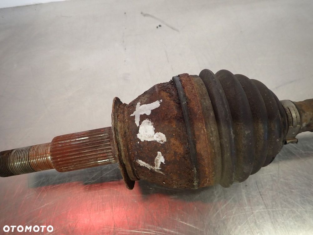 PÓŁOŚ LEWA TYLNA INFINITI M37X - 4