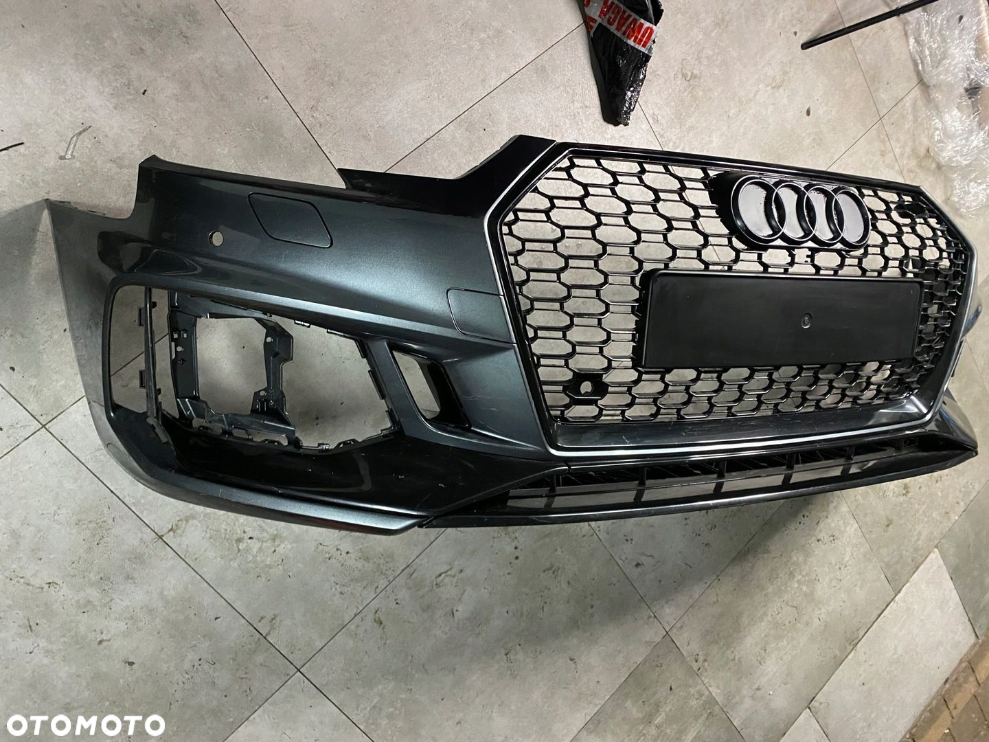 AUDI RS4 B9 ZDERZAK PDC SPRYSKI KMP LZ7S ORG. - 3