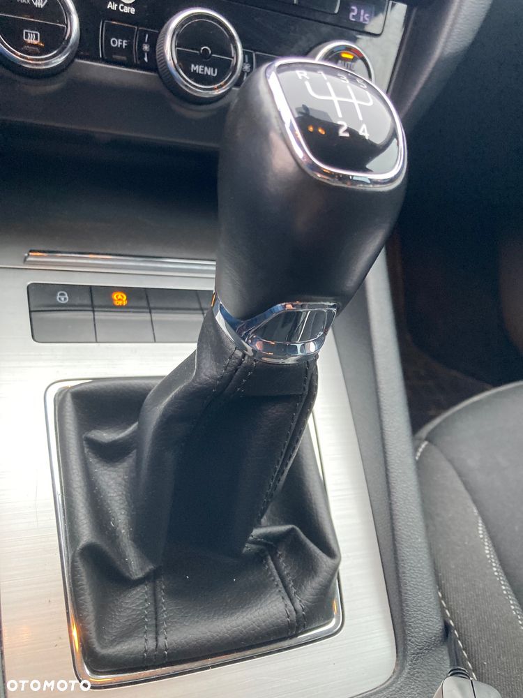 Skoda Octavia 1.6 TDI SCR Ambition - 11