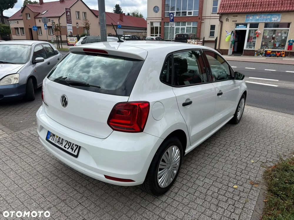 Volkswagen Polo - 2
