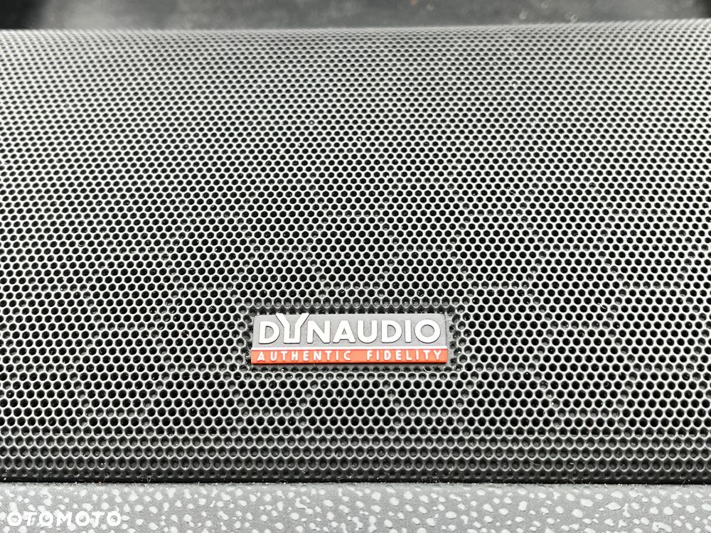 Volvo C30 2.0D R-Design - 15