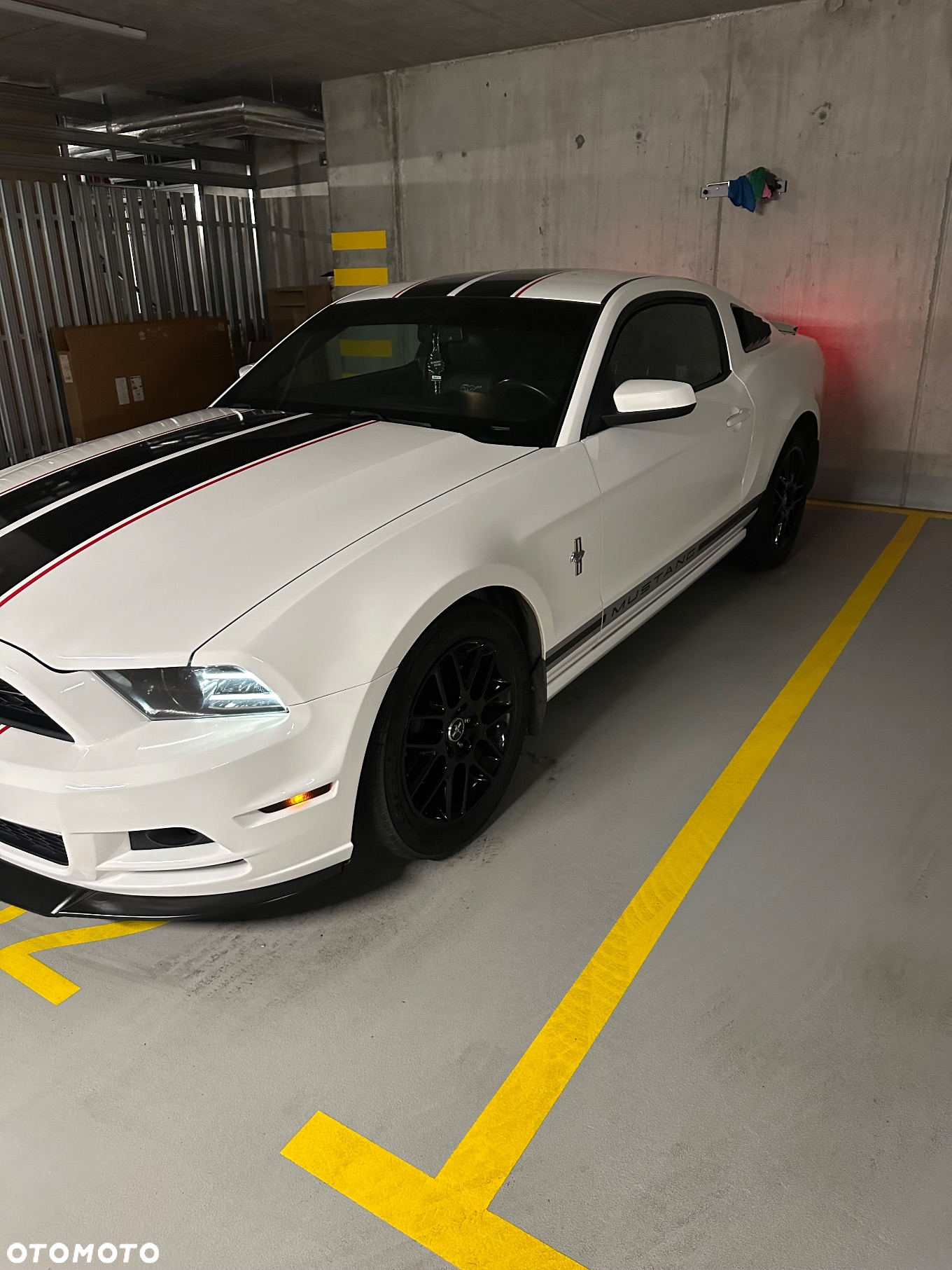 Ford Mustang 3.7 V6 Premium - 2