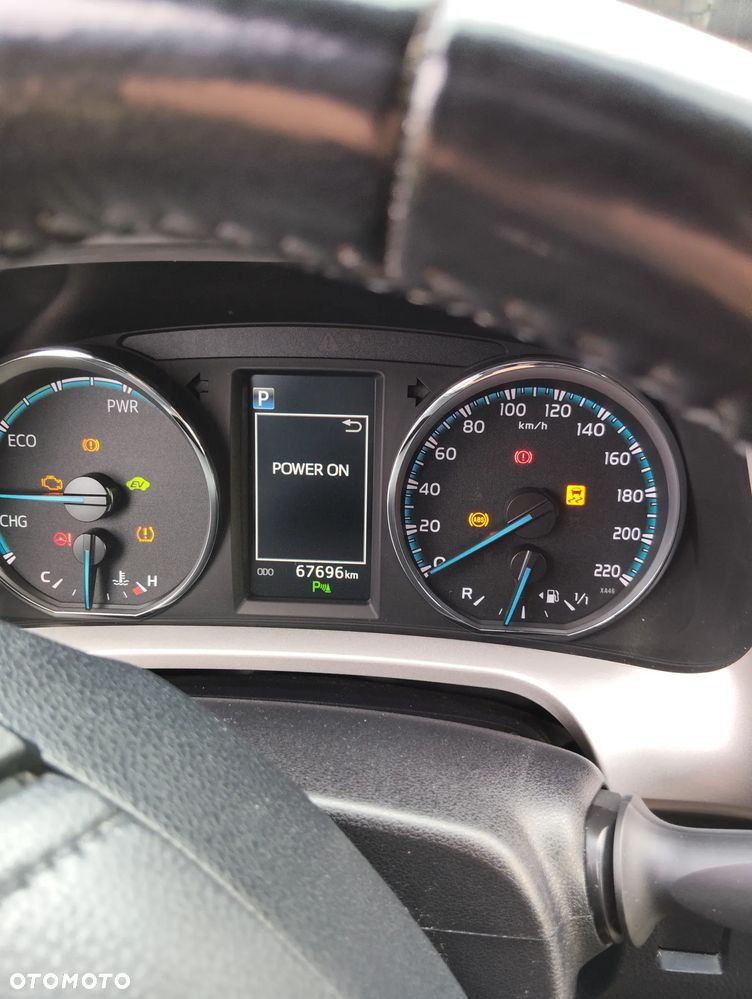 Toyota RAV4 - 6