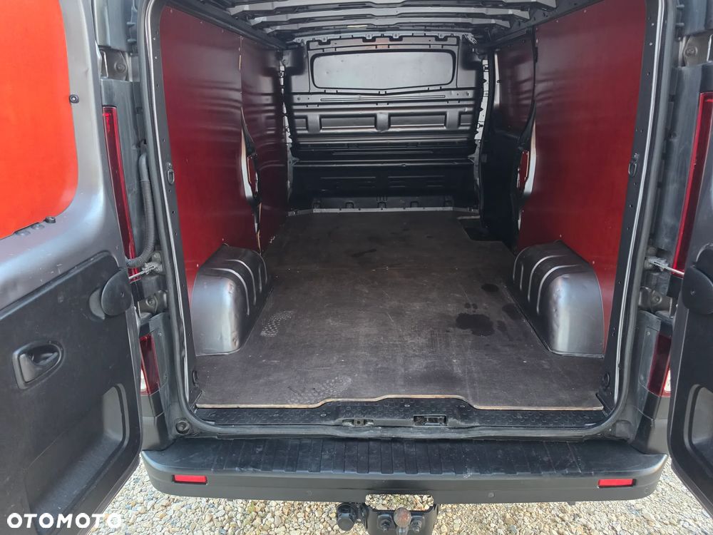 Renault Trafic - 12