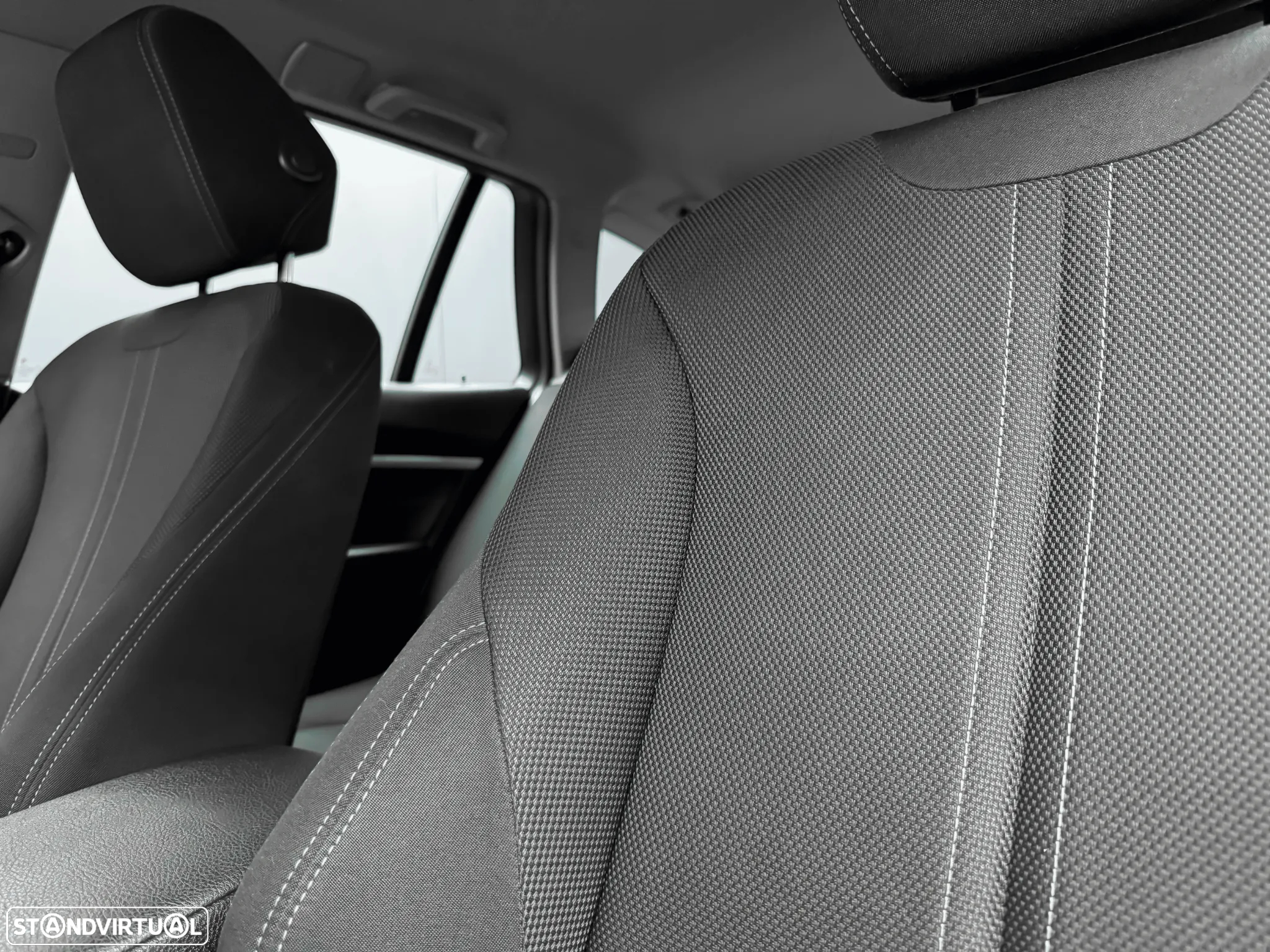 BMW 320 d Touring Line Sport Auto - 24